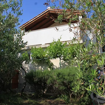 Prázdninový dům House With Wifi Stivan, Cres - 7995 *