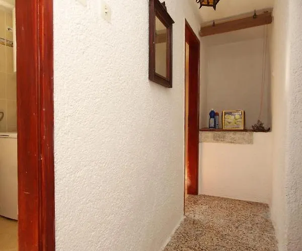 House With Wifi Stivan, Cres - 7995 *